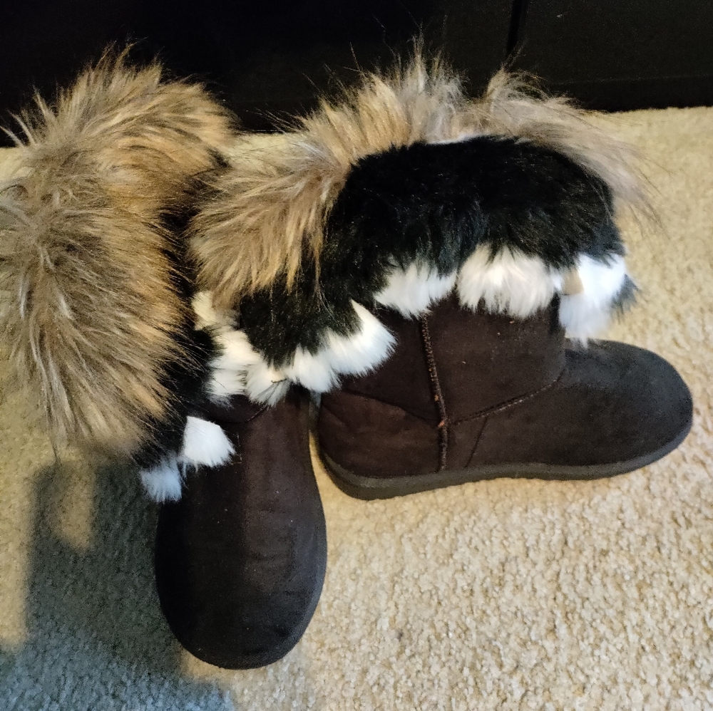 Black suede boots